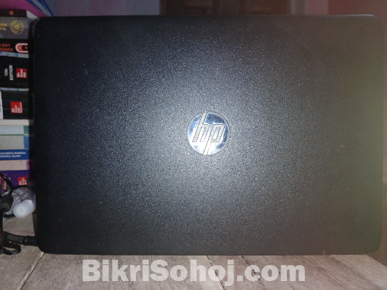 Hp EliteBook 840 G2(3rd gen) core i5 4 GB RAM